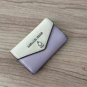 Michael Kors Ivory and Lilac key holder Card Holder